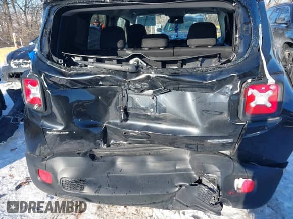2018 Jeep Renegade Latitude with VIN ZACCJABB4JPG95447, listed as a IAAI auction lot 41345819 with 101,512 mi miles and . Bid and sale history available at DreamBid. Image 6.
