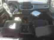 2021 Chevrolet Tahoe z VIN 1GBSKLED3MR290062, wystawiony jako Copart lot #55296295 z przebiegiem 45 139 mil mil oraz Szkoda całkowita • Salvage title. Historia ofert i sprzedaży dostępna na DreamBid. Obrazek 8.