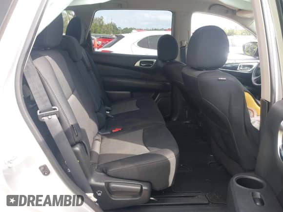 2018 Nissan Pathfinder S with VIN 5N1DR2MN9JC637022, listed as a IAAI auction lot 40555746 with 96,269 mi miles and . Bid and sale history available at DreamBid. Image 8.