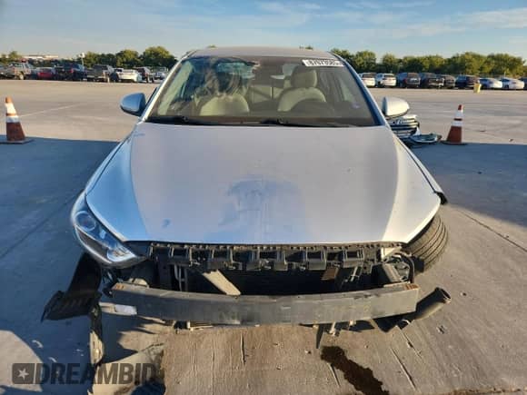 2017 Hyundai Elantra SE с VIN 5NPD84LF8HH094984, выставлен на аукционе Copart как лот 87073585 с пробегом 200 269 миль миль и Чистый • Clean title. История ставок и продаж доступна на DreamBid. Изображение 5.