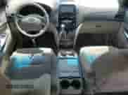 2010 Toyota Sienna CE с VIN 5TDKK4CC1AS337677, выставлен на аукционе Copart как лот 65573065 с пробегом 84 827 миль миль и Списание • Salvage title. История ставок и продаж доступна на DreamBid. Изображение 8.