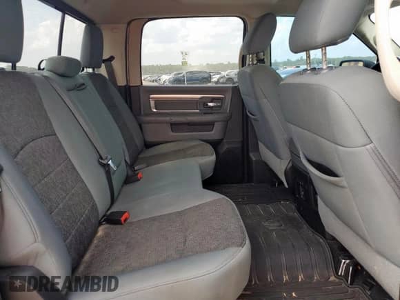 2019 Ram 1500 Big Horn z VIN 1C6RR6LT1KS546035, wystawiony jako Copart lot #64569015 z przebiegiem 154 358 mil mil oraz Czysty tytuł • Clean title. Historia ofert i sprzedaży dostępna na DreamBid. Obrazek 10.