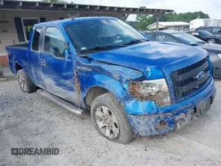 2014 Ford F-150 XL z VIN 1FTEX1CM0EKG29100, wystawiony jako IAAI lot #42334851 z przebiegiem 129 545 mil mil oraz . Historia ofert i sprzedaży dostępna na DreamBid. Obrazek 1.