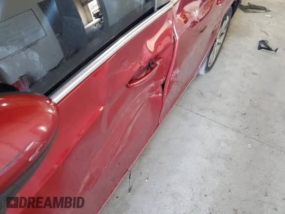 2011 Chevrolet Cruze 2LT с VIN 1G1PG5S98B7229595, выставлен на аукционе Copart как лот 64972105 с пробегом 215 025 миль миль и Списание • Salvage title. История ставок и продаж доступна на DreamBid. Изображение 7.