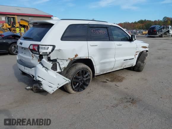 2021 Jeep Grand Cherokee Laredo X with VIN 1C4RJFAG4MC537025, listed as a IAAI auction lot 43404806 with 47,973 mi miles and . Bid and sale history available at DreamBid. Image 4.
