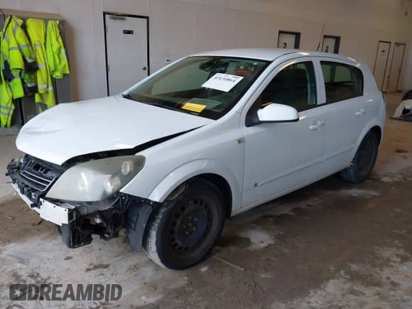 2008 Saturn Astra XE with VIN W08AR671985076125, listed as a IAAI auction lot 43134864 with 144,813 mi miles and . Bid and sale history available at DreamBid. Image 2.