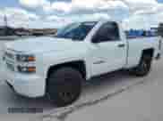 2015 Chevrolet Silverado 1500 Work Truck z VIN 1GCNKPEH9FZ194491, wystawiony jako Copart lot #55606995 z przebiegiem 115 266 mil mil oraz Czysty tytuł • Clean title. Historia ofert i sprzedaży dostępna na DreamBid. Obrazek 1.