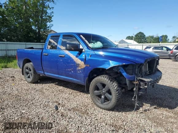 2019 Ram 1500 Tradesman z VIN 1C6RR7FT2KS576985, wystawiony jako Copart lot #69814125 z przebiegiem 127 565 mil mil oraz Szkoda całkowita • Salvage title. Historia ofert i sprzedaży dostępna na DreamBid. Obrazek 4.