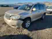 2008 Toyota Highlander z VIN JTEES41AX82018922, wystawiony jako Copart lot #84237655 z przebiegiem 209 428 mil mil oraz Szkoda całkowita • Salvage title. Historia ofert i sprzedaży dostępna na DreamBid. Obrazek 1.