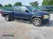 2007 Chevrolet Silverado 1500 1LT z VIN 2GCEK190071594645, wystawiony jako IAAI lot #42397117 z przebiegiem 241 216 mil mil oraz . Historia ofert i sprzedaży dostępna na DreamBid. Obrazek 1.