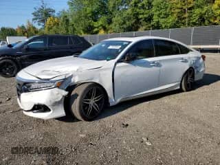 2021 Honda Accord Touring с VIN 1HGCV2F91MA015530, выставлен на аукционе Copart как лот 71623945 с пробегом 59 618 миль миль и Списание • Salvage title. История ставок и продаж доступна на DreamBid. Изображение 1.