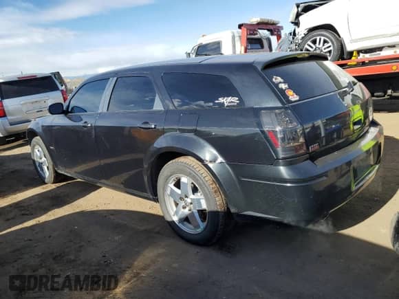 2006 Dodge Magnum R/T with VIN 2D8GZ57206H328114, listed as a Copart auction lot 87859945 with 189,879 mi miles and Salvage title. Bid and sale history available at DreamBid. Image 2.