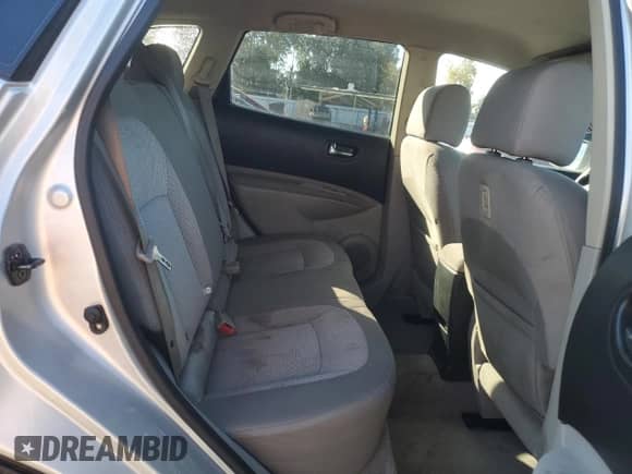 2010 Nissan Rogue SL с VIN JN8AS5MT7AW010575, выставлен на аукционе Copart как лот 82554985 с пробегом 191 740 миль миль и Списание • Salvage title. История ставок и продаж доступна на DreamBid. Изображение 11.
