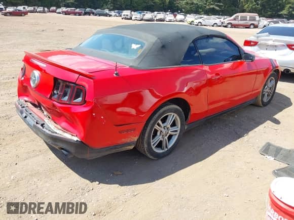 2012 Ford Mustang V6 with VIN 1ZVBP8EM7C5225017, listed as a IAAI auction lot 43158502 with 298,512 mi miles and . Bid and sale history available at DreamBid. Image 4.