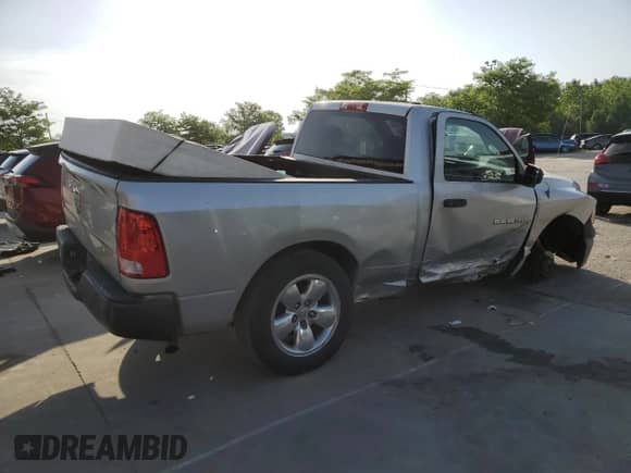 2011 Ram 1500 ST z VIN 3D7JB1EK3BG504495, wystawiony jako Copart lot #56686305 z przebiegiem 268 167 mil mil oraz Czysty tytuł • Clean title. Historia ofert i sprzedaży dostępna na DreamBid. Obrazek 3.