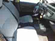 2015 Toyota Prius One z VIN JTDKDTB34F1088656, wystawiony jako IAAI lot #42437290 z przebiegiem 147 044 mil mil oraz . Historia ofert i sprzedaży dostępna na DreamBid. Obrazek 5.