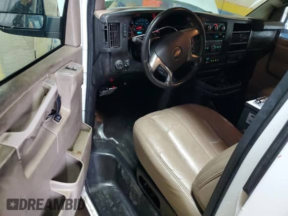 2019 Chevrolet Express Cargo with VIN 1GCWGAFP9K1367606, listed as a Copart auction lot 87336624 with 98,989 mi miles and Clean title. Bid and sale history available at DreamBid. Image 8.