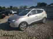 2012 Hyundai Tucson GLS z VIN KM8JU3AC9CU354398, wystawiony jako Copart lot #84408225 z przebiegiem 159 585 mil mil oraz Szkoda całkowita • Salvage title. Historia ofert i sprzedaży dostępna na DreamBid. Obrazek 1.