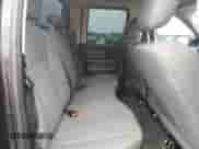 2018 Ram 1500 Tradesman z VIN 1C6RR6FT4JS216688, wystawiony jako Copart lot #82234585 z przebiegiem 102 632 mil mil oraz Szkoda całkowita • Salvage title. Historia ofert i sprzedaży dostępna na DreamBid. Obrazek 10.