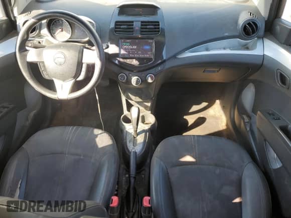 2015 Chevrolet Spark LT с VIN KL8CD6S95FC758450, выставлен на аукционе Copart как лот 81080955 с пробегом 138 797 миль миль и Списание • Salvage title. История ставок и продаж доступна на DreamBid. Изображение 8.