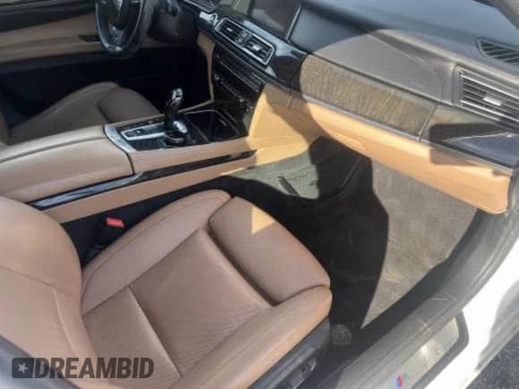 2015 BMW 7 Series 750Li xDrive with VIN WBAYF8C59FD654632, listed as a Copart auction lot 80374015 with 100,232 mi miles and Clean title. Bid and sale history available at DreamBid. Image 5.