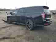 2023 Chevrolet Suburban RST z VIN 1GNSKEKD2PR118760, wystawiony jako Copart lot #47756285 z przebiegiem 104 077 mil mil oraz Szkoda całkowita • Salvage title. Historia ofert i sprzedaży dostępna na DreamBid. Obrazek 2.