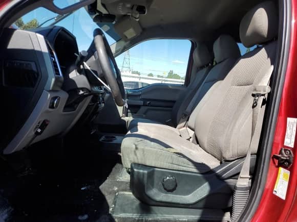 2016 Ford F-150 XLT with VIN 1FTEW1E83GFB32556, listed as a Copart auction lot 85724915 with 188,395 mi miles and Clean title. Bid and sale history available at DreamBid. Image 7.