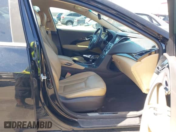2016 Hyundai Azera с VIN KMHFG4JG6GA510054, выставлен на аукционе IAAI как лот 42338879 с пробегом 102 716 миль миль и . История ставок и продаж доступна на DreamBid. Изображение 5.
