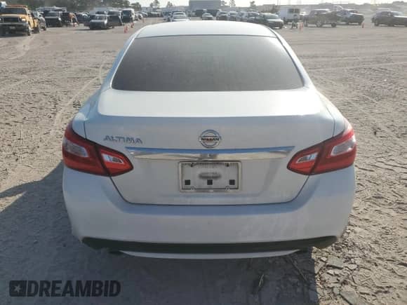 2016 Nissan Altima SR z VIN 1N4AL3APXGC294532, wystawiony jako Copart lot #82657015 z przebiegiem 200 979 mil mil oraz Czysty tytuł • Clean title. Historia ofert i sprzedaży dostępna na DreamBid. Obrazek 6.