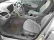 2017 Chevrolet Volt LT с VIN 1G1RA6S50HU217898, выставлен на аукционе Copart как лот 87239325 с пробегом Не указан миль и Чистый • Clean title. История ставок и продаж доступна на DreamBid. Изображение 7.