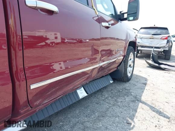 2014 Chevrolet Silverado 1500 LTZ z VIN 3GCUKSEJ0EG279669, wystawiony jako IAAI lot #42392561 z przebiegiem 77 128 mil mil oraz . Historia ofert i sprzedaży dostępna na DreamBid. Obrazek 17.