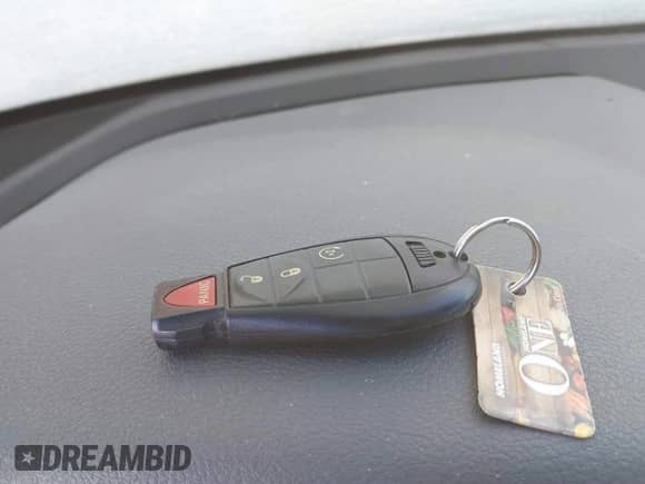 2017 Ram 1500 Big Horn z VIN 1C6RR6LT7HS657939, wystawiony jako IAAI lot #41235870 z przebiegiem 129 016 mil mil oraz . Historia ofert i sprzedaży dostępna na DreamBid. Obrazek 11.