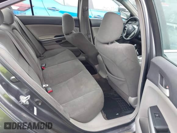 2009 Honda Accord EX с VIN 1HGCP367X9A011658, выставлен на аукционе IAAI как лот 43401639 с пробегом 274 649 миль миль и . История ставок и продаж доступна на DreamBid. Изображение 8.