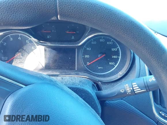 2019 Chevrolet Cruze z VIN 1G1BJ5SM4K7102066, wystawiony jako IAAI lot #42308902 z przebiegiem 76 024 mil mil oraz . Historia ofert i sprzedaży dostępna na DreamBid. Obrazek 7.