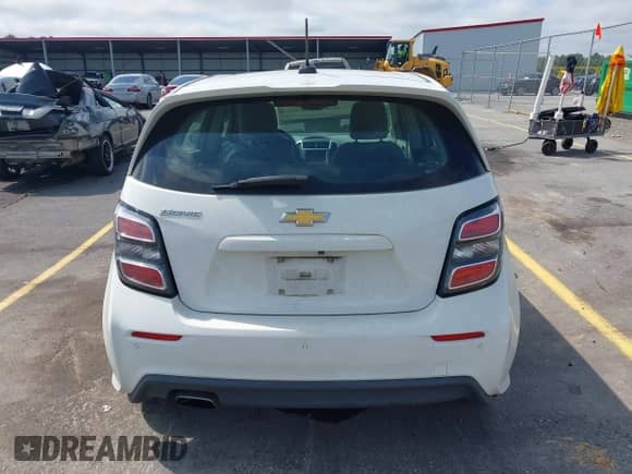 2020 Chevrolet Sonic LT with VIN 1G1JG6SB1L4115200, listed as a IAAI auction lot 42600029 with 102,972 mi miles and . Bid and sale history available at DreamBid. Image 16.