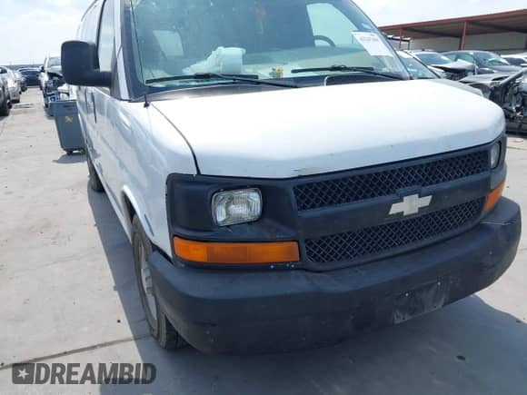 2008 Chevrolet Express Cargo с VIN 1GCGG25C681156400, выставлен на аукционе IAAI как лот 43247405 с пробегом 219 272 миль миль и . История ставок и продаж доступна на DreamBid. Изображение 6.