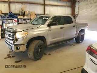 2014 Toyota Tundra SR5 z VIN 5TFEY5F12EX161475, wystawiony jako Copart lot #62710915 z przebiegiem 108 864 mil mil oraz Czysty tytuł • Clean title. Historia ofert i sprzedaży dostępna na DreamBid. Obrazek 1.