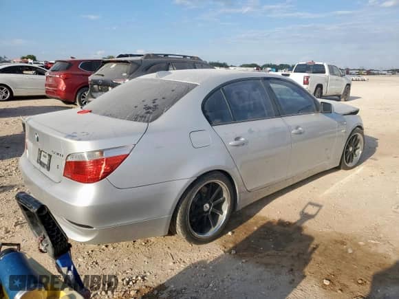 2004 BMW 5 Series 530i with VIN WBANA73514B061741, listed as a Copart auction lot 81149445 with 105,246 mi miles and Salvage title. Bid and sale history available at DreamBid. Image 3.