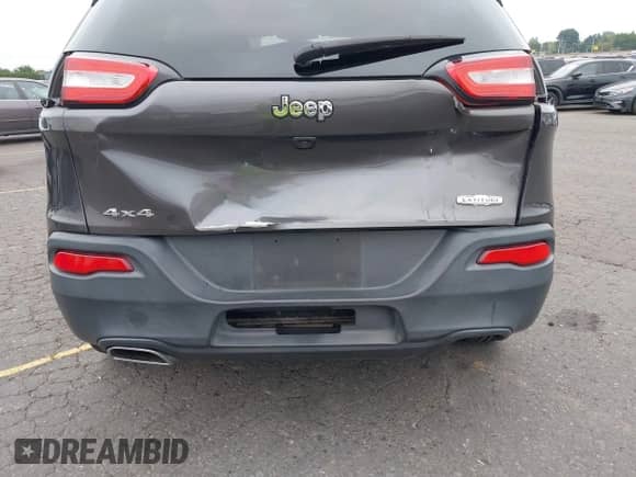 2016 Jeep Cherokee Latitude с VIN 1C4PJMCS4GW270680, выставлен на аукционе IAAI как лот 43198851 с пробегом 97 156 миль миль и . История ставок и продаж доступна на DreamBid. Изображение 6.