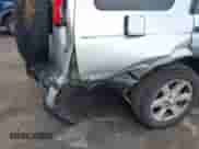 2004 Land Rover Discovery with VIN SALTR19474A836637, listed as a IAAI auction lot 43043674 with 115,715 mi miles and . Bid and sale history available at DreamBid. Image 6.