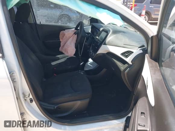 2018 Chevrolet Spark LT z VIN KL8CD6SA5JC429301, wystawiony jako IAAI lot #43050192 z przebiegiem 84 758 mil mil oraz . Historia ofert i sprzedaży dostępna na DreamBid. Obrazek 5.