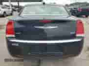 2015 Chrysler 300 Limited z VIN 2C3CCARG6FH757195, wystawiony jako Copart lot #66513885 z przebiegiem 81 355 mil mil oraz Czysty tytuł • Clean title. Historia ofert i sprzedaży dostępna na DreamBid. Obrazek 6.