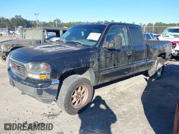 2002 GMC Sierra 1500 SLE с VIN 2GTEC19T321252686, выставлен на аукционе IAAI как лот 41355583 с пробегом 245 122 миль миль и . История ставок и продаж доступна на DreamBid. Изображение 2.
