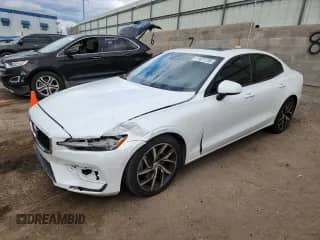 2019 Volvo S60 Momentum с VIN 7JR102FK5KG016831, выставлен на аукционе Copart как лот 71871735 с пробегом 57 039 миль миль и Списание • Salvage title. История ставок и продаж доступна на DreamBid. Изображение 1.