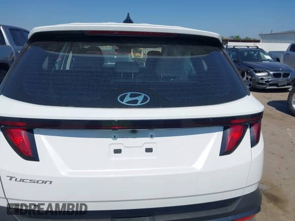 2025 Hyundai Tucson with VIN 3KMJA3DE1SE007586, listed as a IAAI auction lot 42253668 with 7,054 mi miles and . Bid and sale history available at DreamBid. Image 17.