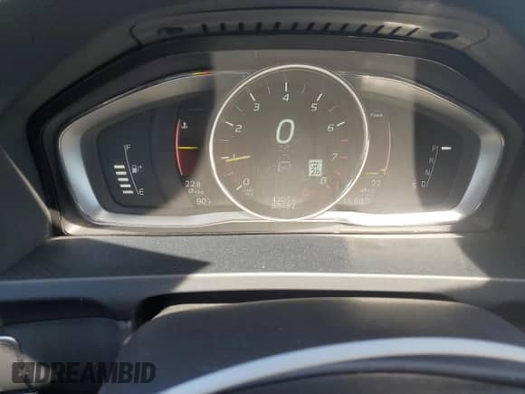 2015 Volvo S60 T5 Drive-E Platinum с VIN YV126MFM2F1352356, выставлен на аукционе Copart как лот 59677375 с пробегом 83 482 миль миль и Списание • Salvage title. История ставок и продаж доступна на DreamBid. Изображение 9.