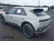 2023 Hyundai Ioniq 5 SE с VIN KM8KMDAF8PU136642, выставлен на аукционе IAAI как лот 42526056 с пробегом 65 936 миль миль и . История ставок и продаж доступна на DreamBid. Изображение 3.