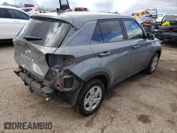 2020 Hyundai Venue SE с VIN KMHRB8A34LU028787, выставлен на аукционе Copart как лот 42038843 с пробегом 13 957 миль миль и . История ставок и продаж доступна на DreamBid. Изображение 3.