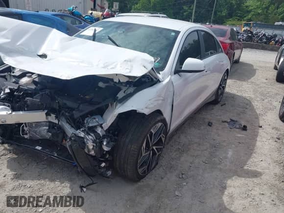 2024 Hyundai Ioniq 6 SEL с VIN KMHM34AA2RA073669, выставлен на аукционе IAAI как лот 42261652 с пробегом 13 774 миль миль и . История ставок и продаж доступна на DreamBid. Изображение 2.