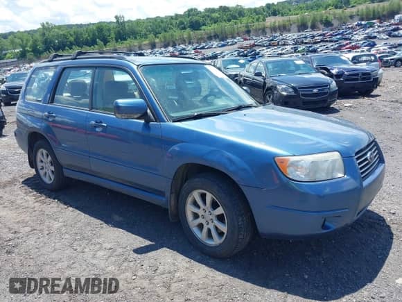 2008 Subaru Forester X with VIN JF1SG65678H731063, listed as a IAAI auction lot 42545590 with 194,526 mi miles and . Bid and sale history available at DreamBid. Image 1.